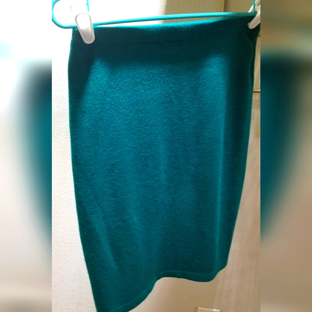 Sweater skirt